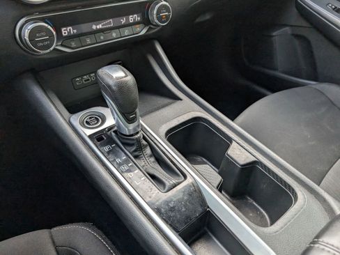 Used 2021 Nissan Sentra SV image 13