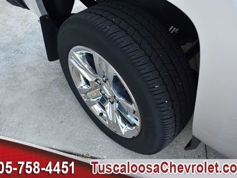 Used 2018 Chevrolet Silverado 1500 Custom w/ Custom Value Package RWD image 12