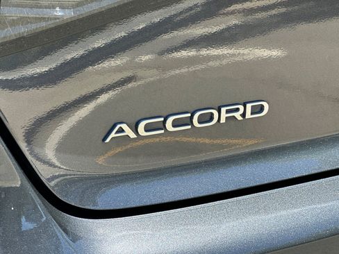 Used 2023 Honda Accord EX image 23