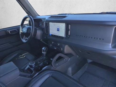 Used 2025 Ford Bronco Badlands AWD/4WD image 22