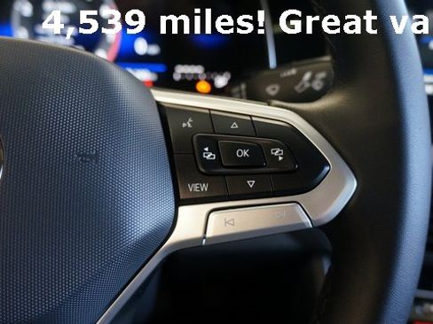 Certified 2025 Volkswagen Jetta SE image 24