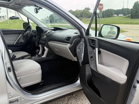 Used 2014 Subaru Forester 2.5i Premium w/ Popular Package #1 AWD/4WD image 23