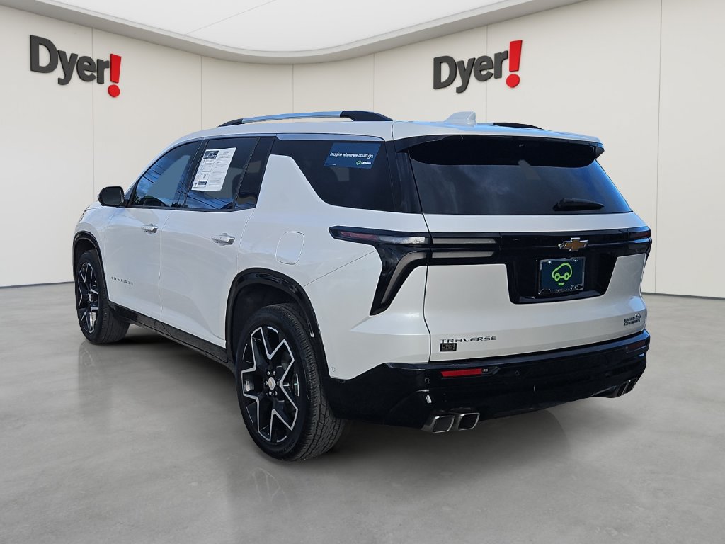 Certified 2025 Chevrolet Traverse High Country FWD image 3