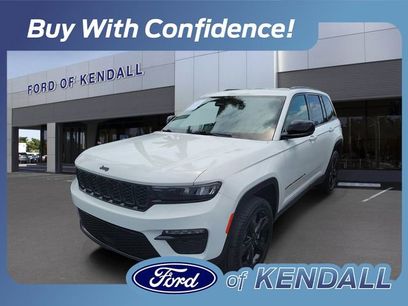 Used 2024 Jeep Grand Cherokee Limited w/ Black Appearance Package