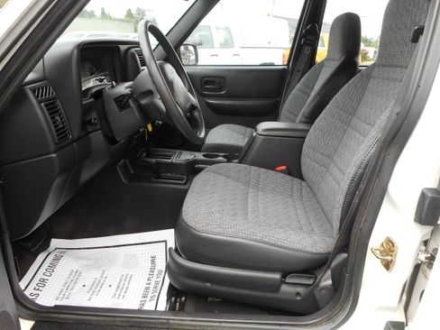 Used 1999 Jeep Cherokee SE AWD/4WD image 12