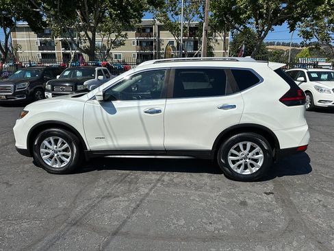 Used 2019 Nissan Rogue SV FWD image 8