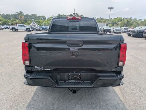 Used 2024 Chevrolet Colorado LT w/ LT Convenience Package II RWD image 6