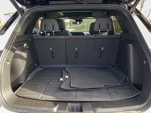 Used 2024 Chevrolet TrailBlazer RS w/ Convenience Package image 27