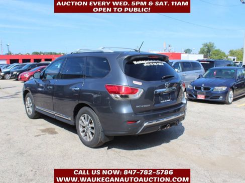 Used 2013 Nissan Pathfinder SL w/ Trailer Tow Pkg AWD/4WD image 6