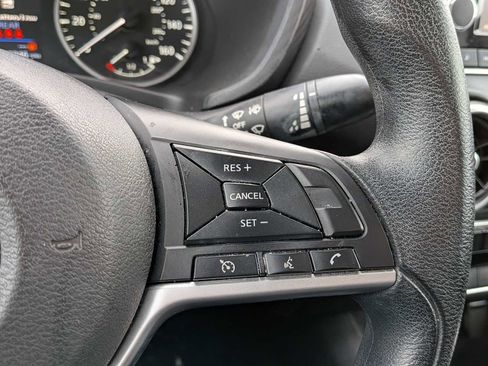 Used 2022 Nissan Sentra S image 22