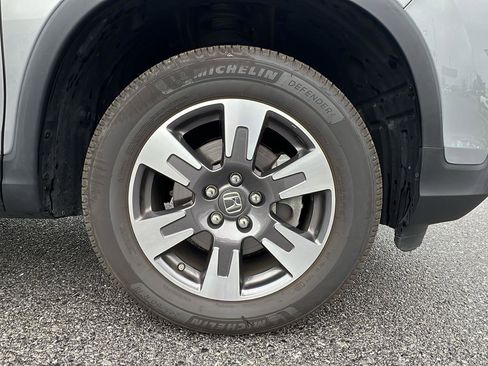 Used 2019 Honda Ridgeline Sport image 11