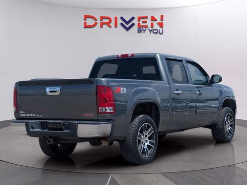 Used 2011 GMC Sierra 1500 SLE w/ Power Tech Package image 5