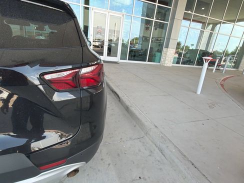 Used 2021 Chevrolet Blazer LT FWD image 8