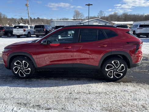 New 2026 Chevrolet Trax RS w/ Sunroof Package image 7