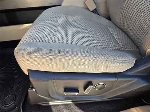 Used 2015 Ford F150 XLT w/ Equipment Group 302A Luxury image 22