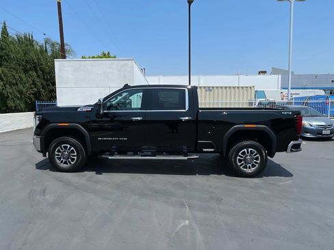 New 2025 GMC Sierra 2500 SLT w/ SLT Convenience Package image 8