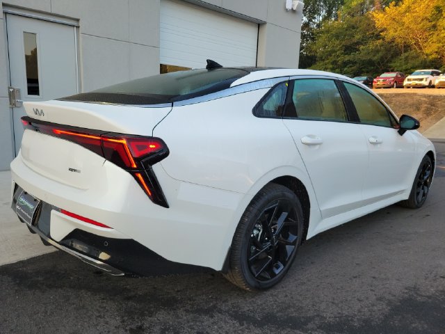 New 2027 Kia K5 GT-Line FWD image 5