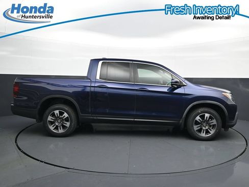 Used 2019 Honda Ridgeline RTL-T image 11