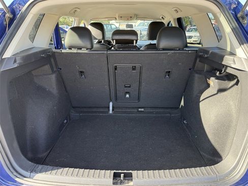 Used 2022 Volkswagen Taos SE image 22