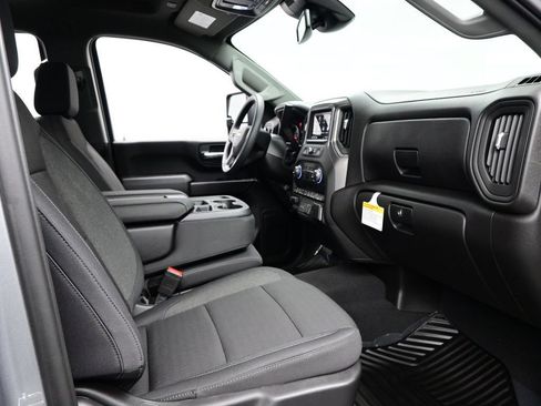 New 2026 Chevrolet Silverado 2500 Custom w/ Custom Value Package AWD/4WD image 10