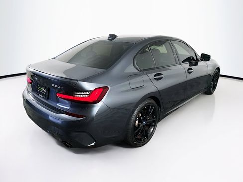 Used 2022 BMW 330e w/ M Sport Package image 9