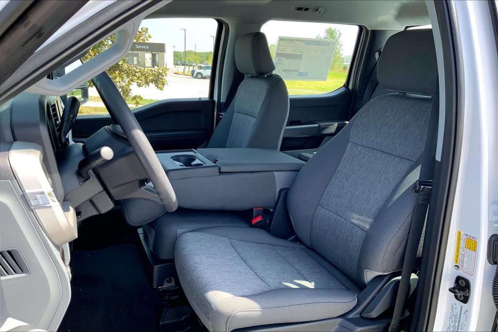 New 2027 Ford F250 XL w/ STX Appearance Package AWD/4WD image 9