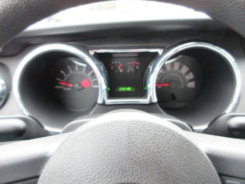 Used 2007 Ford Mustang GT Premium RWD image 12