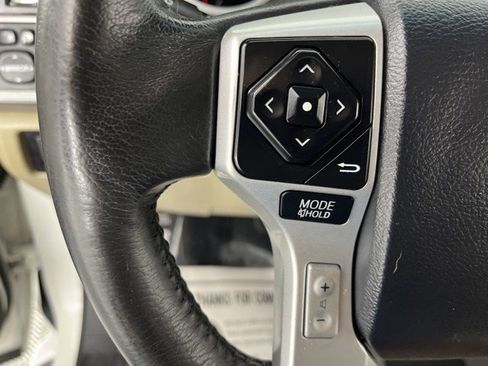 Used 2017 Toyota Sequoia Platinum RWD image 19
