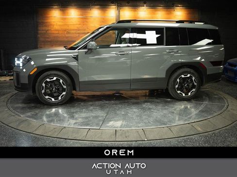 Used 2025 Hyundai Santa Fe SEL FWD image 1
