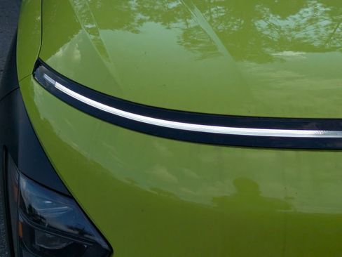 Used 2024 Hyundai Kona Limited image 10