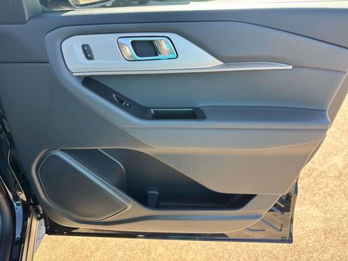 New 2026 Ford Explorer Active image 16