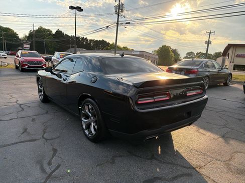Used 2016 Dodge Challenger SXT w/ Sound Group RWD image 3