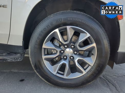 Used 2022 Chevrolet Tahoe LT w/ Luxury Package image 30