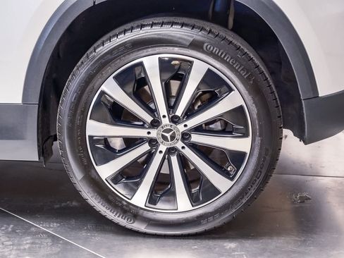 Certified 2022 Mercedes-Benz GLA 250 image 9