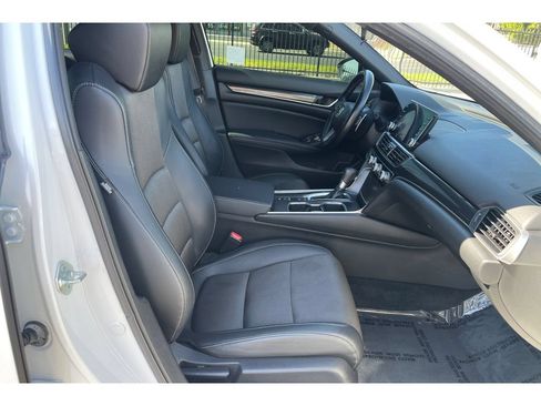 Used 2022 Honda Accord Sport image 18