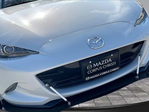 Used 2017 MAZDA MX-5 Miata RF Grand Touring RWD image 29