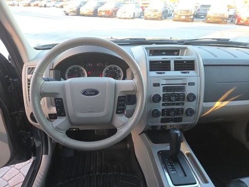 Used 2009 Ford Escape XLT image 14