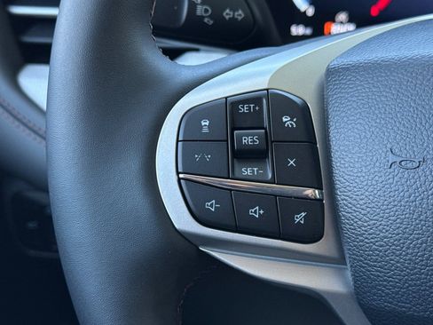 New 2026 Ford Explorer Active w/ Active Comfort Package RWD image 28