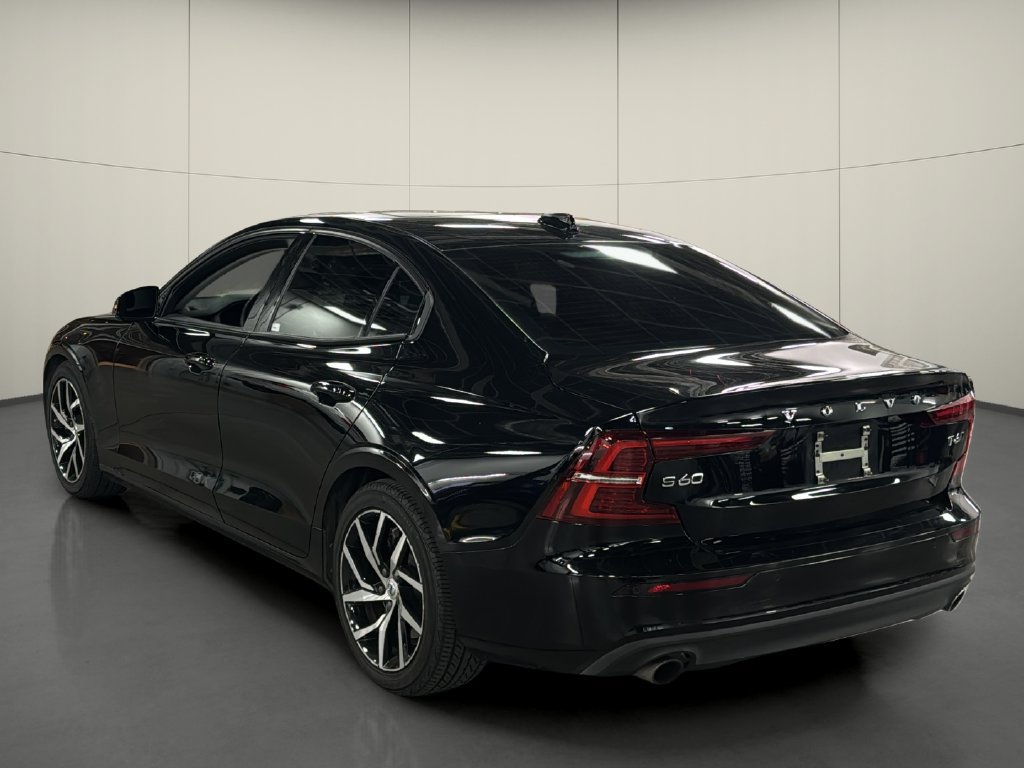 Used 2019 Volvo S60 T6 Momentum AWD/4WD image 5
