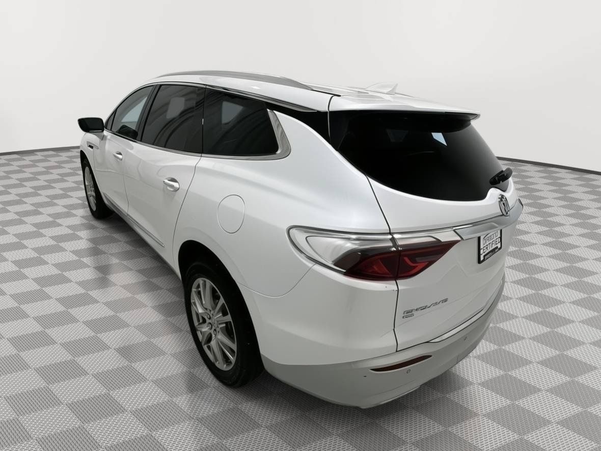 Used 2024 Buick Enclave Premium w/ Experience Buick Package AWD/4WD image 3