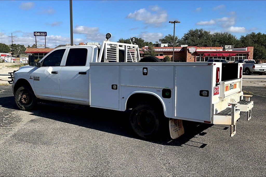 Used 2018 RAM 3500 Tradesman w/ Chrome Appearance Group AWD/4WD image 3