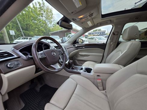 Used 2011 Cadillac SRX Luxury FWD image 12