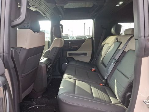 New 2026 GMC Hummer EV SUV AWD/4WD image 6