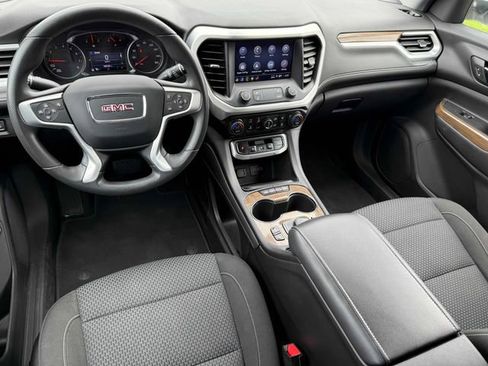 Used 2021 GMC Acadia SLE w/ Driver Convenience Package FWD image 2
