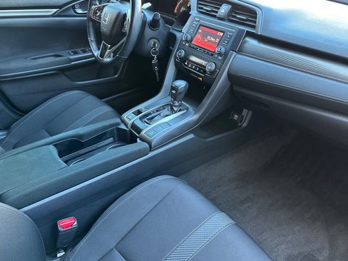 Used 2019 Honda Civic Sport image 18