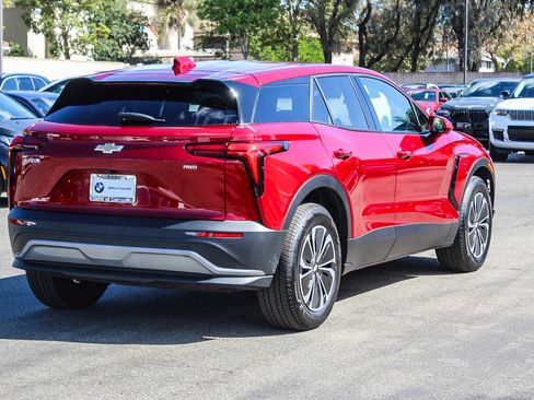 Used 2025 Chevrolet Blazer EV LT image 6