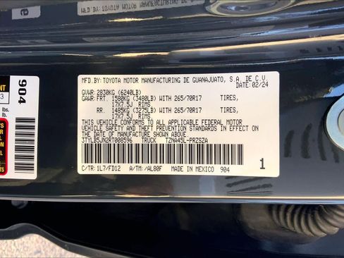 Used 2024 Toyota Tacoma TRD Off-Road image 33