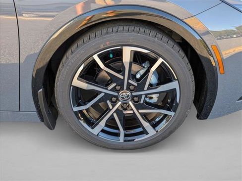 New 2026 Toyota Prius Plug-In Hybrid image 5