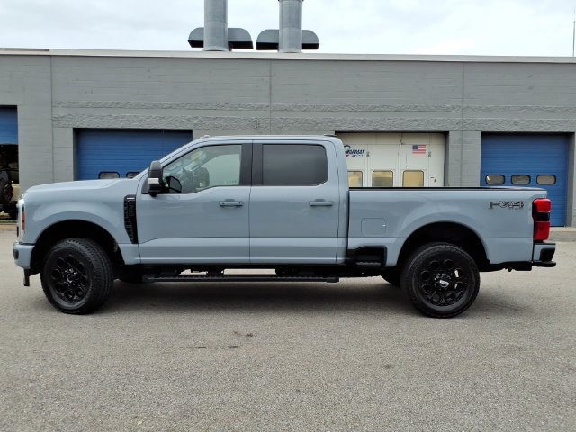 Used 2026 Ford F350 Lariat w/ Black Appearance Package AWD/4WD image 2