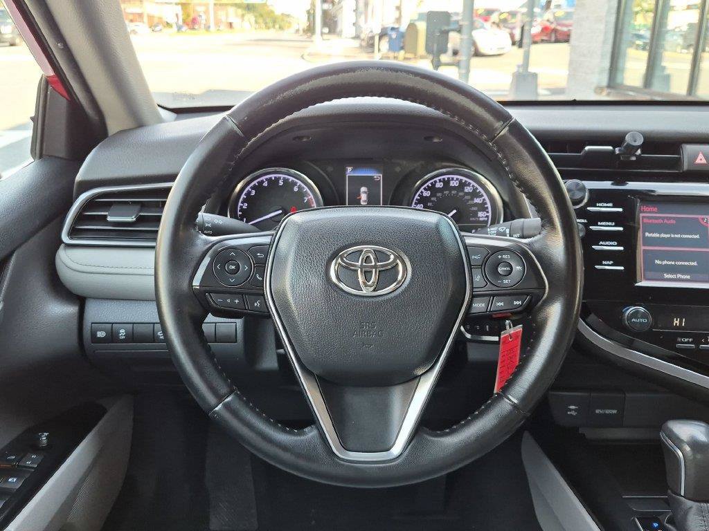 Used 2019 Toyota Camry SE FWD image 7